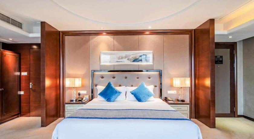 Chengdu Rising Butterfly Hotel Luaran gambar
